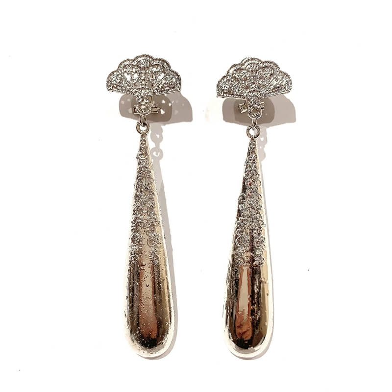 Pendientes metal E.1921