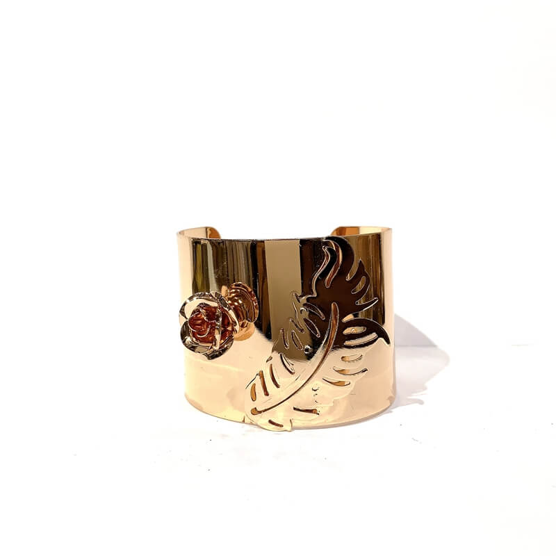 Brazalete metal ancho con hoja