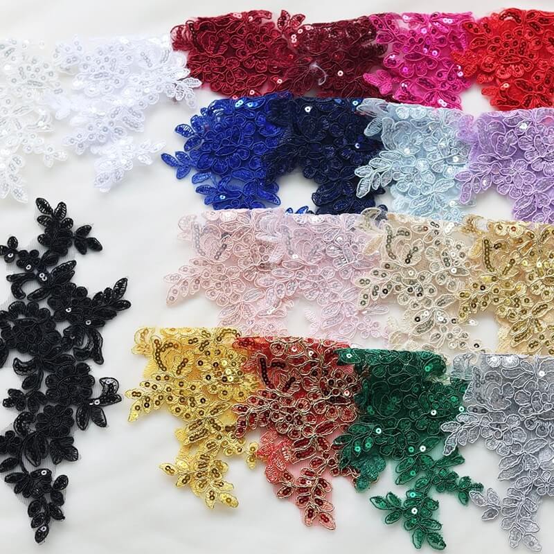 Apliques encaje con lentejuelas